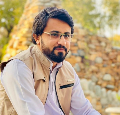 عمر وصال
